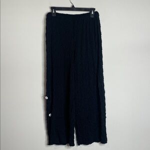NOBLU | Women’s Black Textured Wide-Leg Pants Size Medium